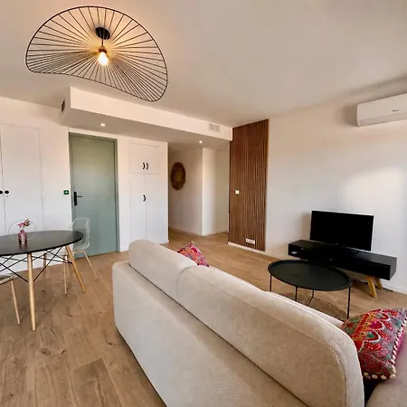 P2 Climatisé Proche Centre Avec Vue Imprenable Appartement *