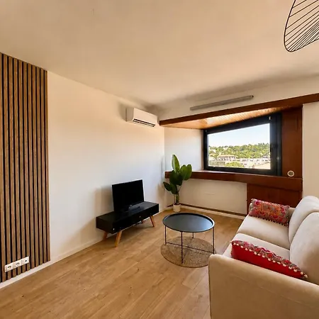 P2 Climatise Proche Centre Avec Vue Imprenable Apartment